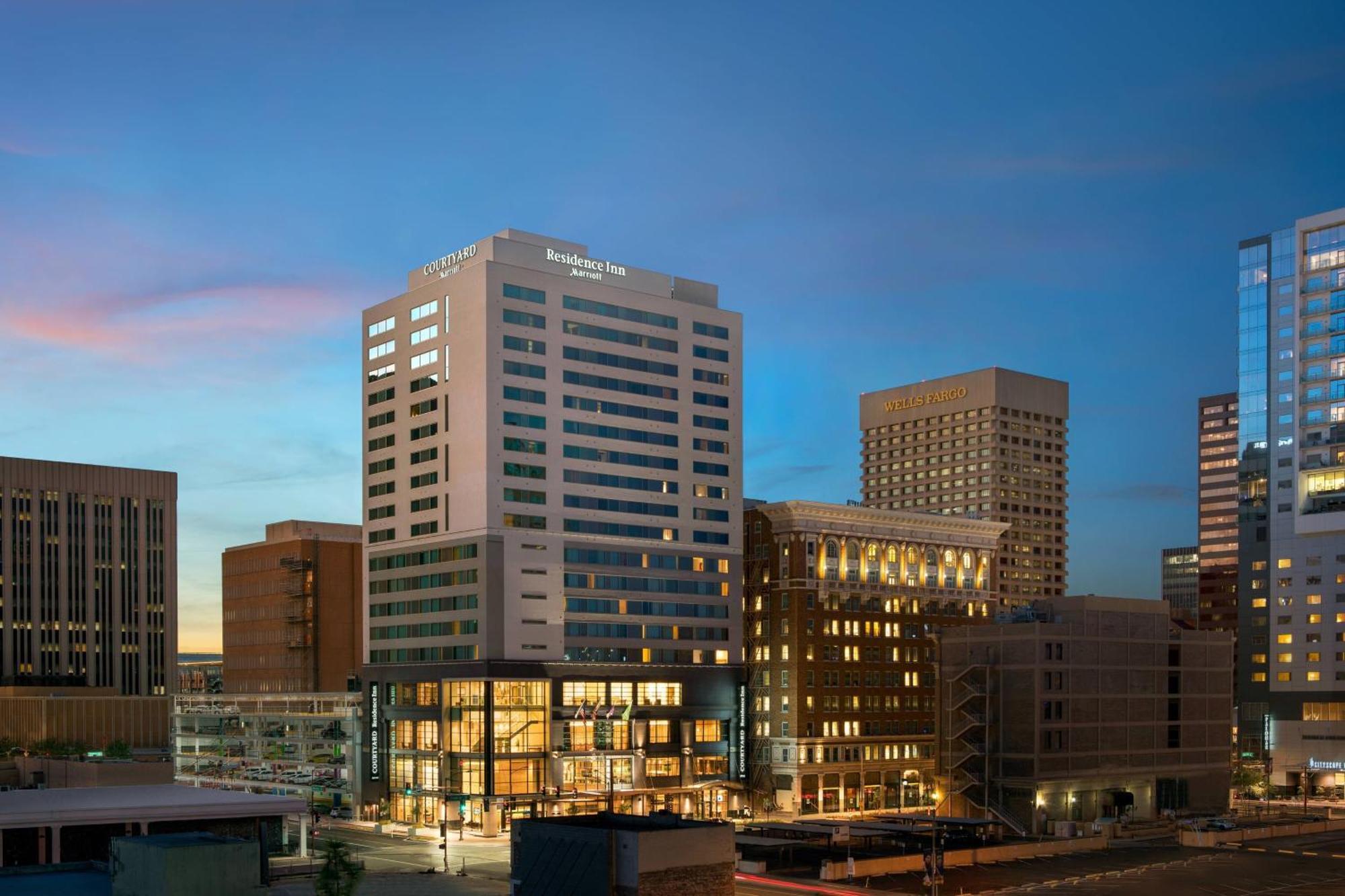 Courtyard By Marriott Phoenix Downtown Exteriér fotografie